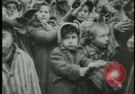 Immagine di Vittime del campo di concentramento Germania, 1945, secondo 30 filmato di repertorio 65675054784