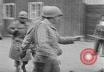 Standbild Ohrdruf Konzentrationslager Deutschland, 1945, aus Sekunde 6 historischem Filmmaterial Videoclip 65675054787