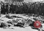 Standbild Ohrdruf Konzentrationslager Deutschland, 1945, aus Sekunde 24 historischem Filmmaterial Videoclip 65675054787