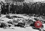Standbild Ohrdruf Konzentrationslager Deutschland, 1945, aus Sekunde 25 historischem Filmmaterial Videoclip 65675054787