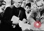 Standbild Ohrdruf Konzentrationslager Deutschland, 1945, aus Sekunde 35 historischem Filmmaterial Videoclip 65675054787