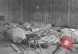 Standbild Ohrdruf Konzentrationslager Deutschland, 1945, aus Sekunde 58 historischem Filmmaterial Videoclip 65675054787