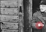 Standbild deutsche Bürger kz Deutschland, 1945, aus Sekunde 33 historischem Filmmaterial Videoclip 65675054792
