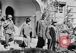 Standbild deutsche Bürger kz Deutschland, 1945, aus Sekunde 55 historischem Filmmaterial Videoclip 65675054792
