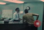 Standbild USA Zoll an der US-mexikanischen Grenze Mexico-United States border USA, 1968, aus Sekunde 1 historischem Filmmaterial Videoclip 65675054806