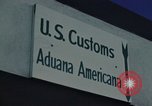 Standbild USA Zoll an der US-mexikanischen Grenze Mexico-United States border USA, 1968, aus Sekunde 8 historischem Filmmaterial Videoclip 65675054806