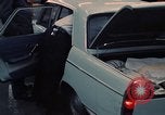 Standbild USA Zoll an der US-mexikanischen Grenze Mexico-United States border USA, 1968, aus Sekunde 18 historischem Filmmaterial Videoclip 65675054806