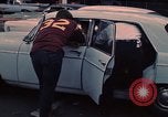 Standbild USA Zoll an der US-mexikanischen Grenze Mexico-United States border USA, 1968, aus Sekunde 32 historischem Filmmaterial Videoclip 65675054806