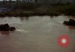 Image Les opérations fluviales de l'Armée américaine Vietnam, 1967, de la seconde 38 séquences d'archives historiques vidéo 65675054817