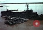 Image Les opérations fluviales de l'Armée américaine Vietnam, 1967, de la seconde 49 séquences d'archives historiques vidéo 65675054817