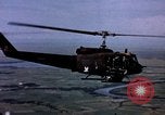 Immagine di La guerra psicologica Il Vietnam, 1965, secondo 11 filmato di repertorio 65675054818