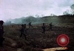 Immagine di Civili di difesa irregolare gruppo Vietnam del Sud, 1965, secondo 23 filmato di repertorio 65675054819