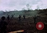 Immagine di Civili di difesa irregolare gruppo Vietnam del Sud, 1965, secondo 27 filmato di repertorio 65675054819