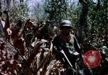 Immagine di Civili di difesa irregolare gruppo Vietnam del Sud, 1965, secondo 33 filmato di repertorio 65675054819