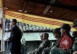 Immagine di Civili di difesa irregolare gruppo Vietnam del Sud, 1965, secondo 36 filmato di repertorio 65675054819