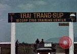 Immagine di Civili di difesa irregolare gruppo Vietnam del Sud, 1965, secondo 50 filmato di repertorio 65675054819