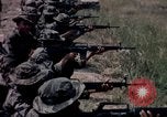 Immagine di Civili di difesa irregolare gruppo Vietnam del Sud, 1965, secondo 62 filmato di repertorio 65675054819