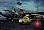 Standbild Red Ball Express und Dschungel Hubschrauber Evakuierung Vietnam, 1967, aus Sekunde 17 historischem Filmmaterial Videoclip 65675054823