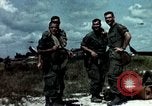 Standbild Pflege für amerikanische Soldaten Vietnam, 1967, aus Sekunde 32 historischem Filmmaterial Videoclip 65675054824