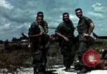 Standbild Pflege für amerikanische Soldaten Vietnam, 1967, aus Sekunde 33 historischem Filmmaterial Videoclip 65675054824