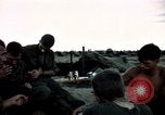 Standbild Pflege für amerikanische Soldaten Vietnam, 1967, aus Sekunde 39 historischem Filmmaterial Videoclip 65675054824