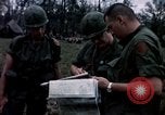 Standbild Pflege für amerikanische Soldaten Vietnam, 1967, aus Sekunde 52 historischem Filmmaterial Videoclip 65675054824