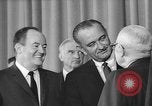 Immagine di Il presidente Lyndon Johnson Independence Missouri USA, 1965, secondo 31 filmato di repertorio 65675054830