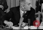 Immagine di Il presidente Lyndon Johnson Independence Missouri USA, 1965, secondo 47 filmato di repertorio 65675054830