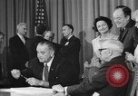 Immagine di Il presidente Lyndon Johnson Independence Missouri USA, 1965, secondo 51 filmato di repertorio 65675054830