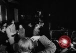 Standbild britischen Wahlen London England Vereinigtes Königreich, 1964, aus Sekunde 54 historischem Filmmaterial Videoclip 65675054838