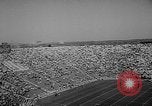 Immagine di 1964 Michigan versus Perdue gioco di calcio Ann Arbor Michigan USA, 1964, secondo 12 filmato di repertorio 65675054840