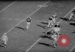 Immagine di 1964 Michigan versus Perdue gioco di calcio Ann Arbor Michigan USA, 1964, secondo 15 filmato di repertorio 65675054840