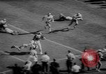 Immagine di 1964 Michigan versus Perdue gioco di calcio Ann Arbor Michigan USA, 1964, secondo 40 filmato di repertorio 65675054840