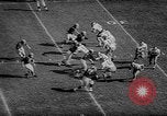Immagine di 1964 Michigan versus Perdue gioco di calcio Ann Arbor Michigan USA, 1964, secondo 46 filmato di repertorio 65675054840