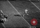 Immagine di 1964 Michigan versus Perdue gioco di calcio Ann Arbor Michigan USA, 1964, secondo 50 filmato di repertorio 65675054840
