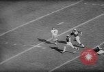 Immagine di 1964 Michigan versus Perdue gioco di calcio Ann Arbor Michigan USA, 1964, secondo 55 filmato di repertorio 65675054840
