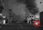 Immagine di Watt tumulti di gara Los Angeles California USA, 1965, secondo 25 filmato di repertorio 65675054841