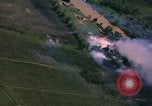 Standbild Flugzeuge Bomben auf vietnamesische Dorf Vietnam, 1965, aus Sekunde 24 historischem Filmmaterial Videoclip 65675054847