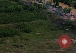 Standbild Flugzeuge Bomben auf vietnamesische Dorf Vietnam, 1965, aus Sekunde 36 historischem Filmmaterial Videoclip 65675054847