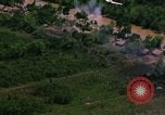 Standbild Flugzeuge Bomben auf vietnamesische Dorf Vietnam, 1965, aus Sekunde 38 historischem Filmmaterial Videoclip 65675054847
