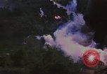 Standbild Us-Flugzeuge bombardieren Skyraider in Vietnam Vietnam, 1965, aus Sekunde 30 historischem Filmmaterial Videoclip 65675054849