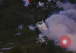 Standbild Us-Flugzeuge bombardieren Skyraider in Vietnam Vietnam, 1965, aus Sekunde 33 historischem Filmmaterial Videoclip 65675054849