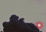 Standbild Us-Flugzeuge bombardieren Skyraider in Vietnam Vietnam, 1965, aus Sekunde 44 historischem Filmmaterial Videoclip 65675054849