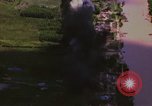 Standbild A-1 Skyraider Vietnamkrieg Bombardierung views Vietnam, 1965, aus Sekunde 19 historischem Filmmaterial Videoclip 65675054850