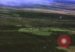 Standbild A-1 Skyraider Vietnamkrieg Bombardierung views Vietnam, 1965, aus Sekunde 34 historischem Filmmaterial Videoclip 65675054850