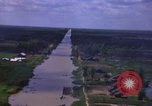 Immagine di Le aree obiettivo bombardato Il Vietnam, 1965, secondo 3 filmato di repertorio 65675054851