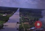 Immagine di Le aree obiettivo bombardato Il Vietnam, 1965, secondo 5 filmato di repertorio 65675054851