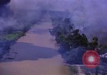 Immagine di Le aree obiettivo bombardato Il Vietnam, 1965, secondo 38 filmato di repertorio 65675054851