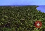 Image Vue aérienne d'explosion de bombes au phosphore blanc Guerre du Vietnam Vietnam, 1965, de la seconde 8 séquences d'archives historiques vidéo 65675054860