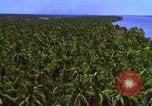 Image Vue aérienne d'explosion de bombes au phosphore blanc Guerre du Vietnam Vietnam, 1965, de la seconde 16 séquences d'archives historiques vidéo 65675054860